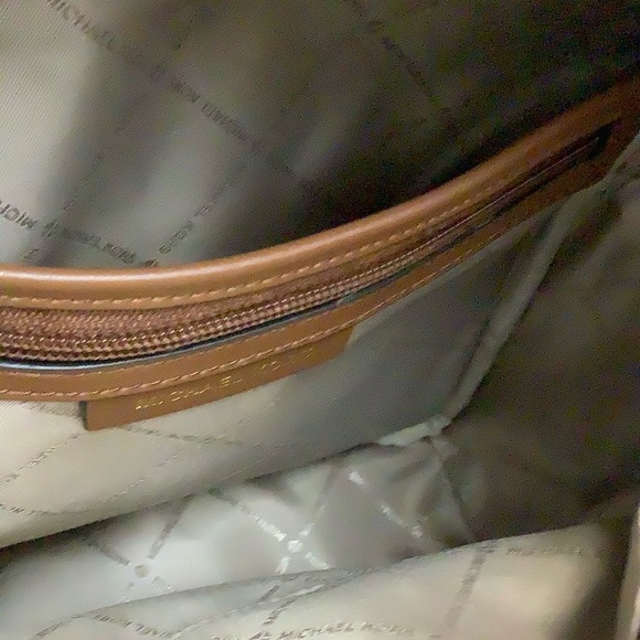 NWT Michael Kors Brown Backpack Medium in Maisie - Picture 8 of 8